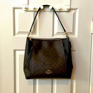 Coach shoulder bag